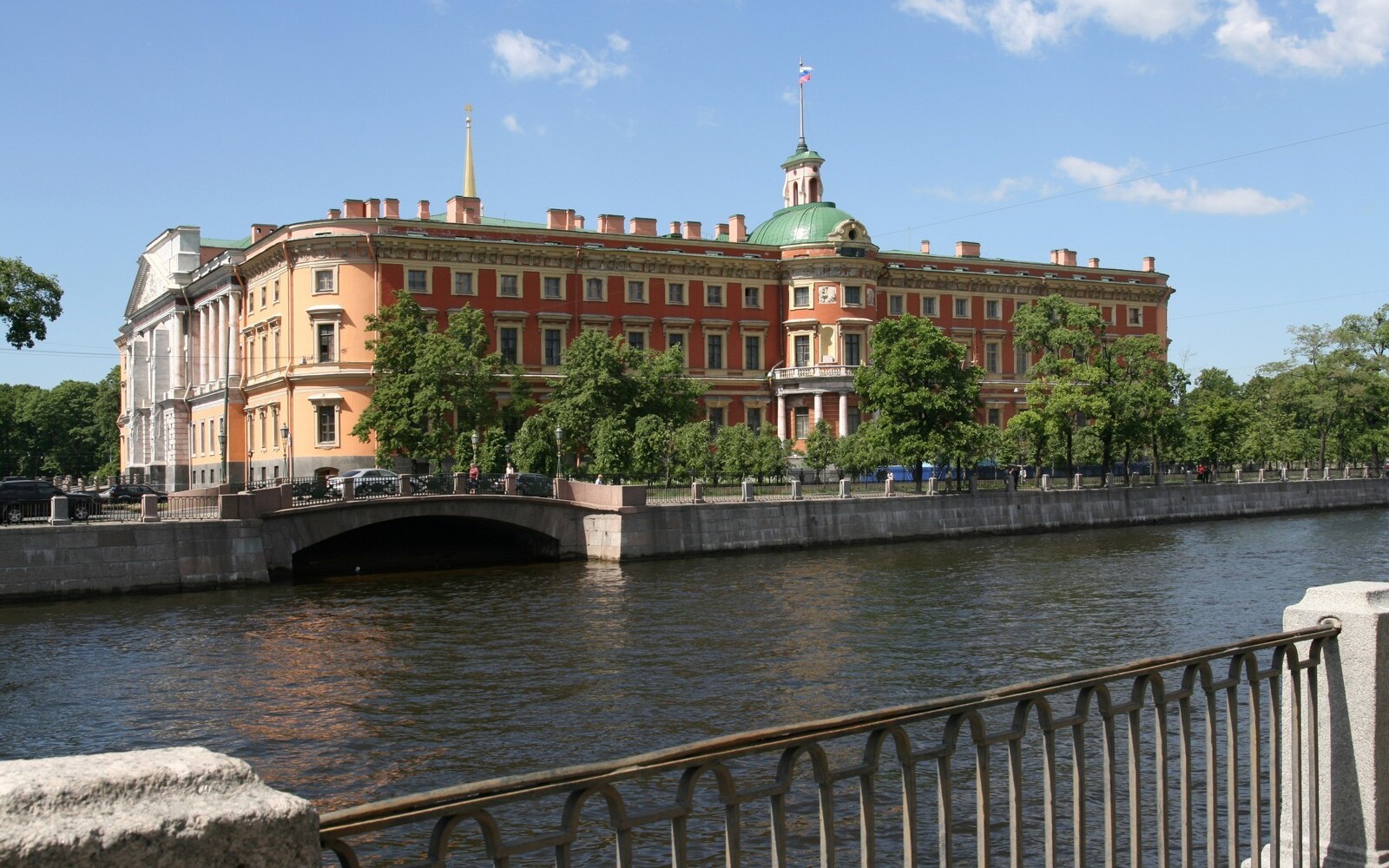 Михайловский замок